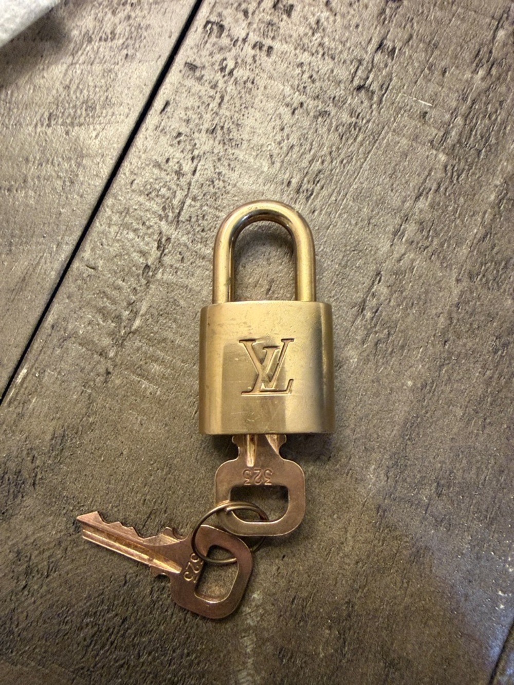 Louis Vuitton Vintage Brass Lock and Key Set #323